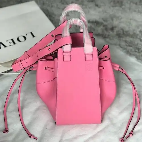 loewe 罗意威水桶包 单间包 侧背包