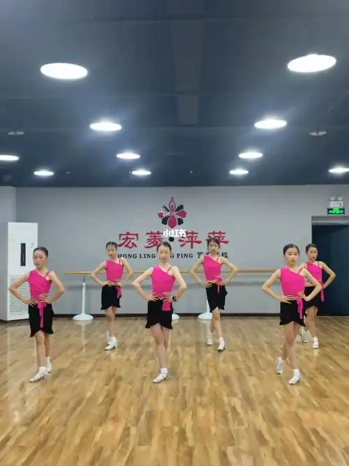 宏菱萍萍艺术学校  #拉丁舞  #恰恰  #舞蹈  #国标舞
