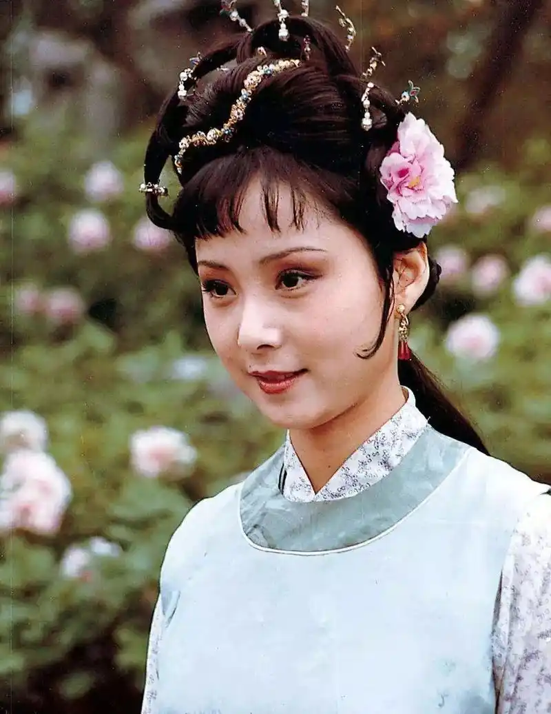 晴雯这样的女孩请好好珍惜洞见chengchen