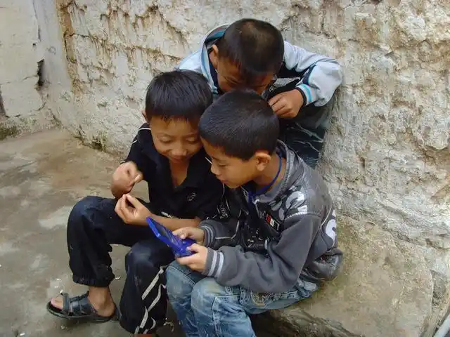 看看这些农村时候小朋友玩的东西,满满的回忆