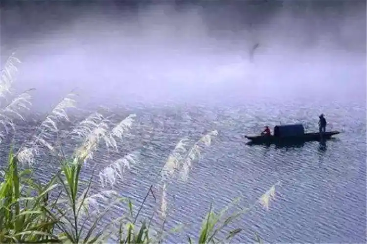 唐代词人皇甫松,一首《梦江南·兰烬落》,描尽江南初夏之景致