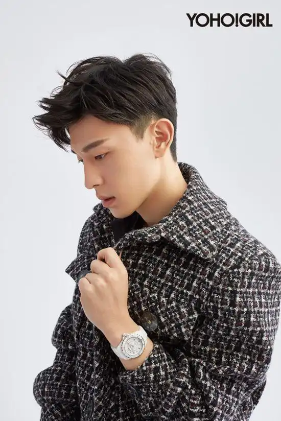 邓伦和李沁的花絮视频_邓伦喜欢李沁