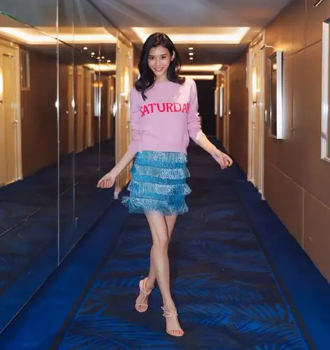 奚梦瑶身高178一条运动裤穿着好分裂下台的瞬间时间静止了