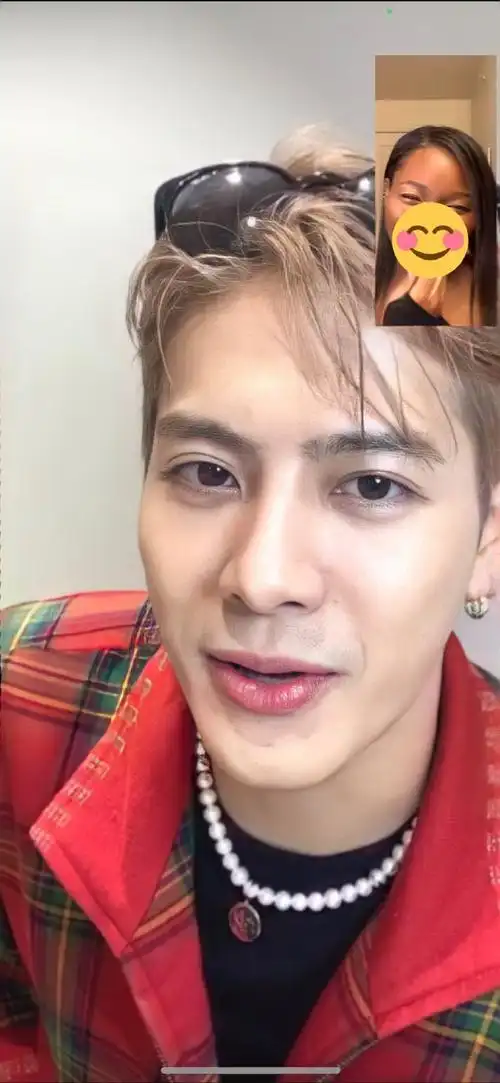 比昨天更帅的只有今天的王嘉尔,嘟嘟嘴是要干嘛啦08logo