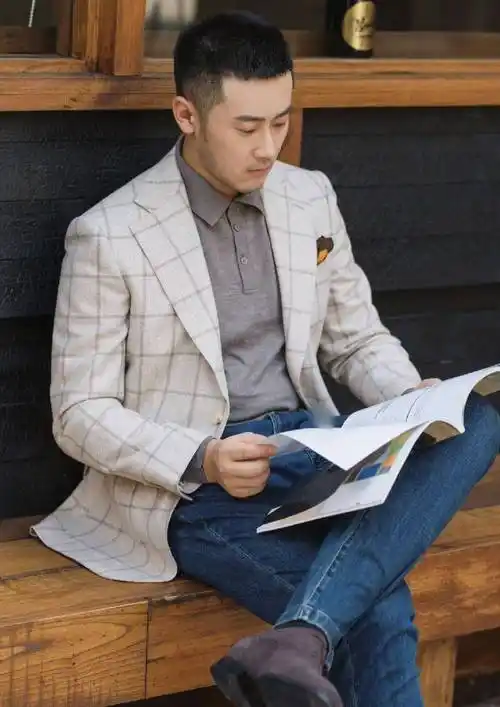 男人过了40岁,发型尽量不要留寸头,油头,换成这些才优雅有格调_头发