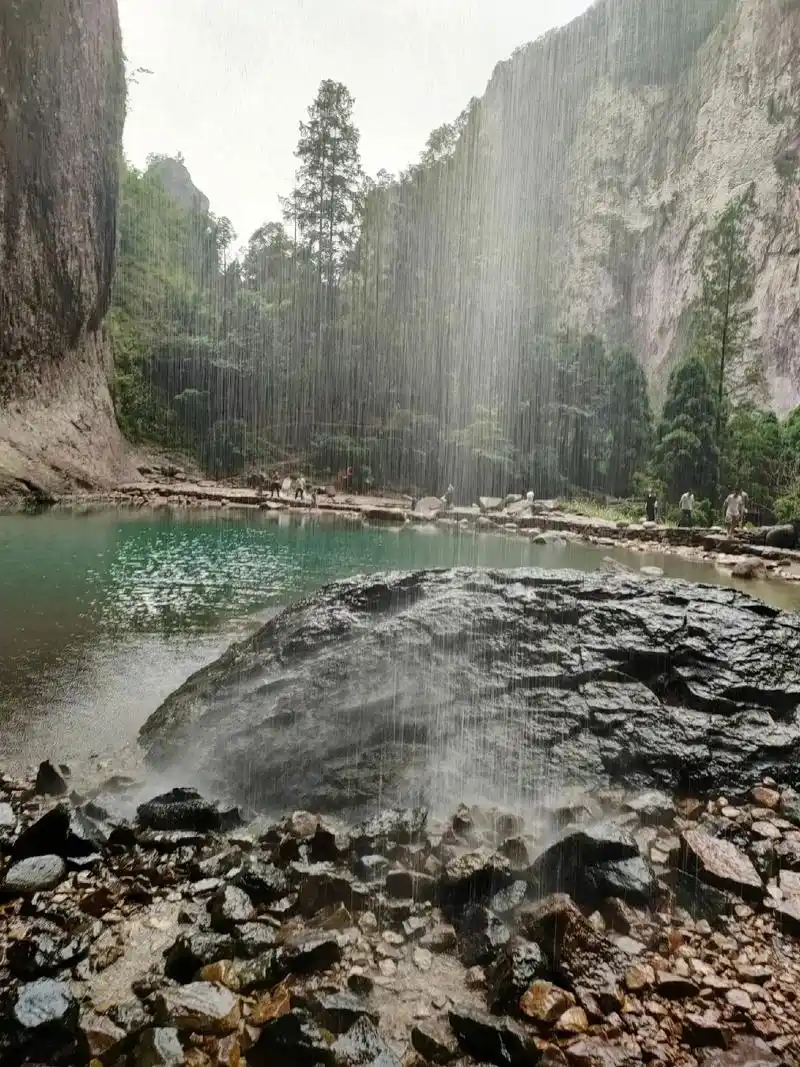 绝情谷底,小龙女!#感受大自然的气息和美景 #给生活找点乐子 - 抖音