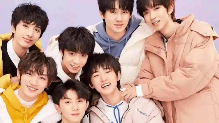 tfboys唯一合体资源给tnt,开心同时觉得遗憾,李飞笑到合不拢嘴