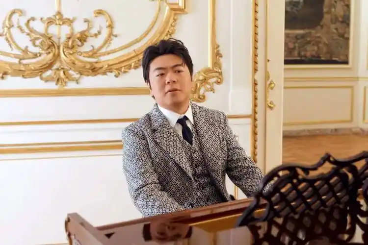 原创周杰伦新歌mv里隐藏着多位艺术家杜国璋饰演常玉郎朗本色出演