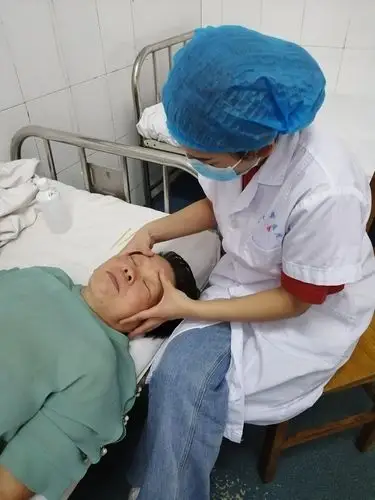 精准康复之面神经麻痹三联治疗