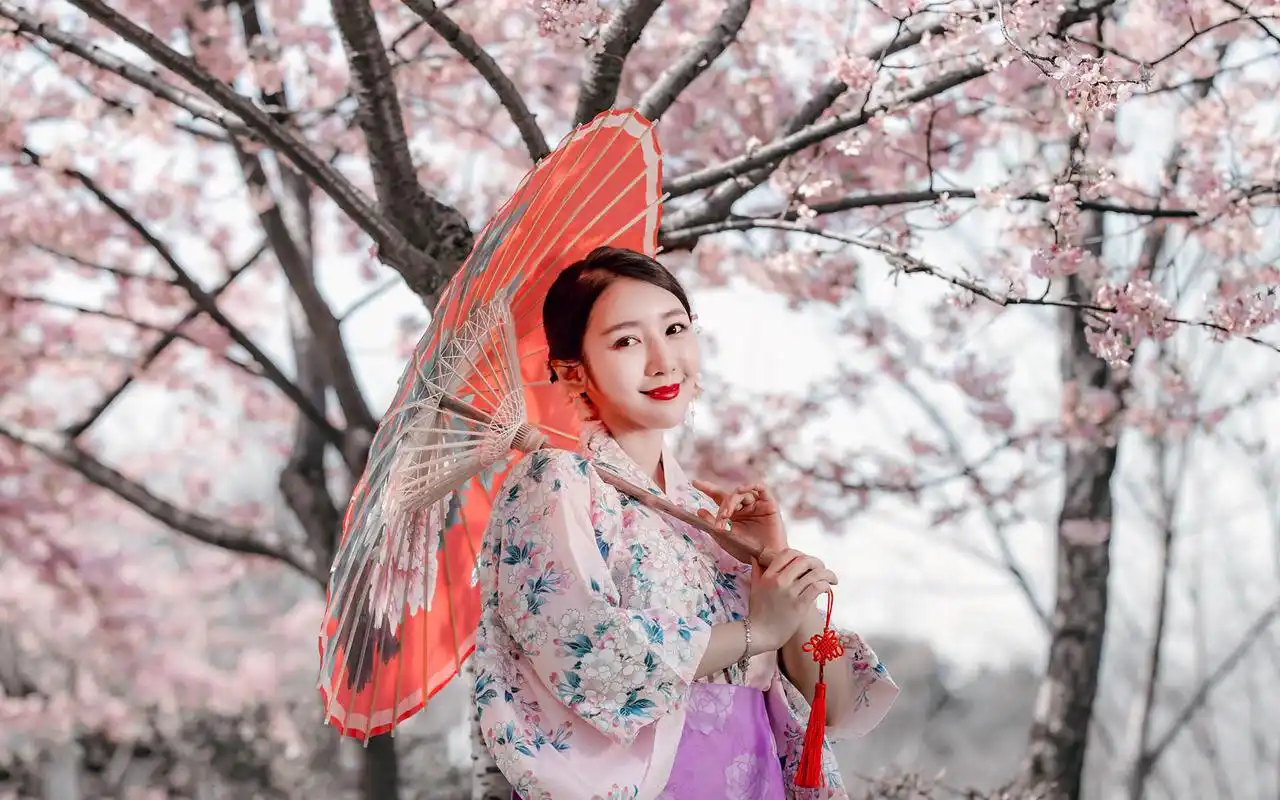 性感美女高清唯美桃花意境写真图片壁纸