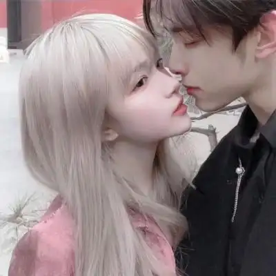 cp头像情侣一左一右真人一对