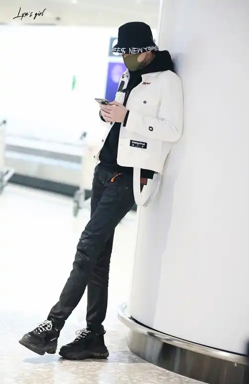 来一个刘宇宁的腿楼吧