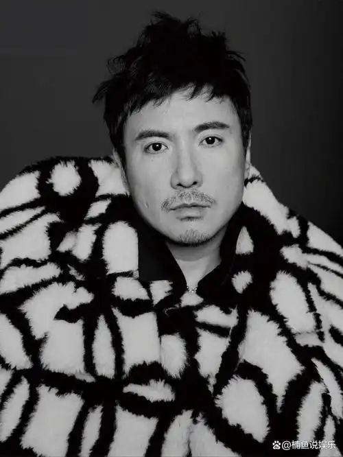 沈腾重回颜值巅峰!拍写真棱角分明男人味十足,撞脸钢铁侠扮演者