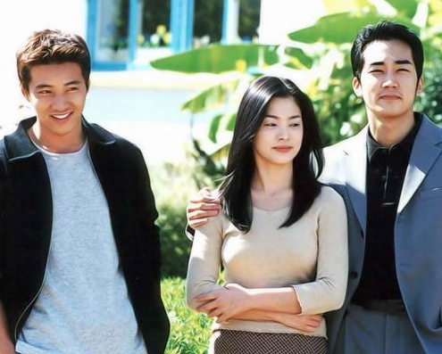 【图】韩剧蓝色生死恋剧照图片 一段"离奇"感人的兄妹之恋