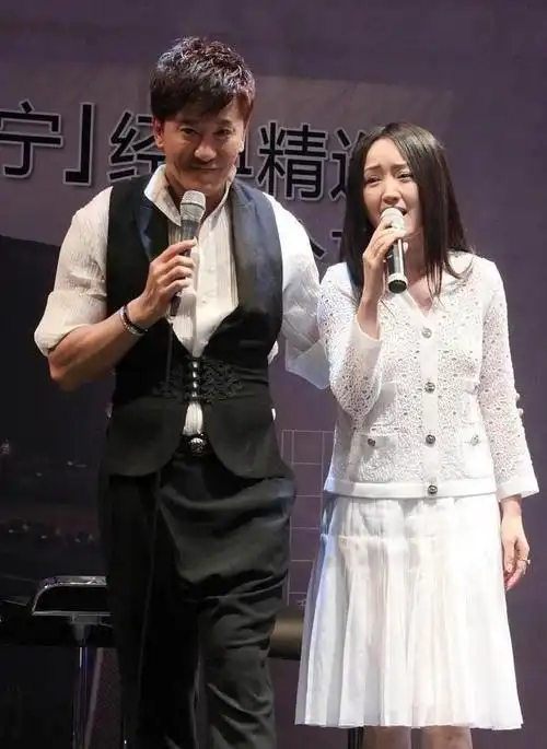 杨钰莹终于坦白:如果当年接受毛宁,现在早已当妈|黄安|赖文峰|黄晓明