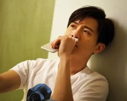 韦礼安《女孩》视频mv