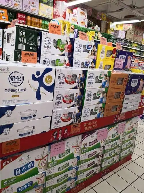 1036浠水店伊利常温牛奶陈列图片