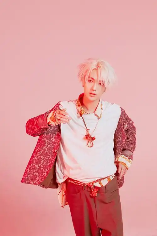 星闻充满异域风情的氛围天才艺声银赫后续专个人预告照公开