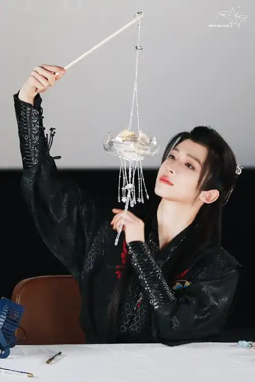 刘宇全能艺人##刘宇国风美少年