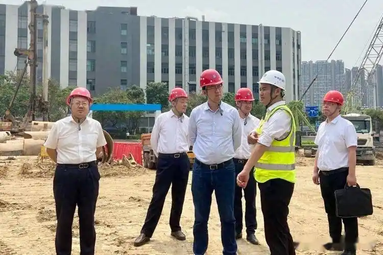 原创罗彬赴广州六环科技总部基坑支护项目开展安全带班检查