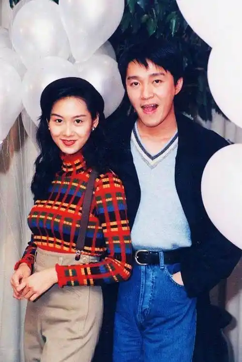 老婆和对象的,因为有大把的女生会倒贴去追求他们,此时,周星驰完全