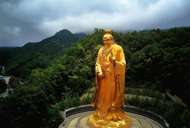 老君山在什么地方请回答,老君山最高的地方