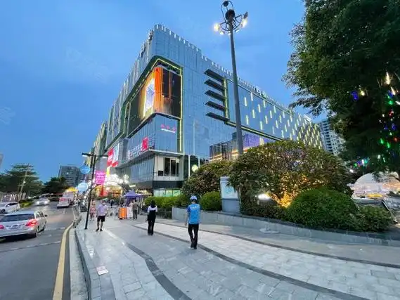 深圳宝安福永同泰时代中心同泰时代广场 高楼层朝南2房 拎包入住 其中