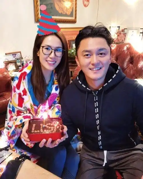 张韶涵现任男友张韶涵现任男友李晓峰