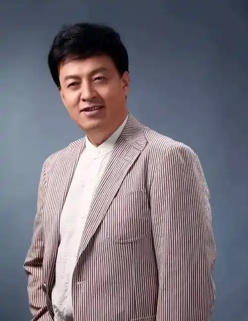 歌唱家吕继宏:63岁未婚无儿无女,却和不婚不育的张也在一起21年