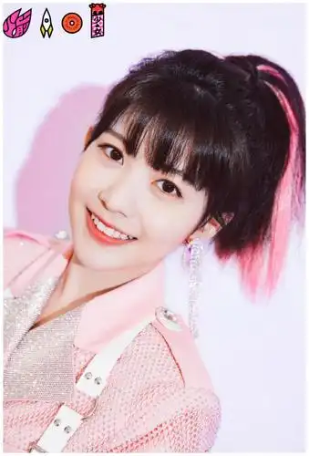 总决赛,甜酷少女展双面魅力|炙热的我们|赖美云|火箭少女_新浪新闻