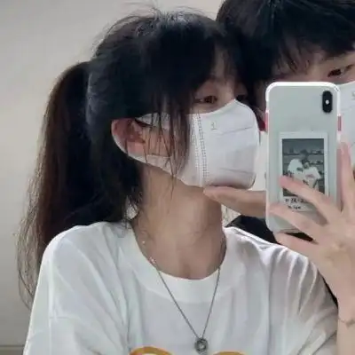 情侣头像真人一人一半霸气