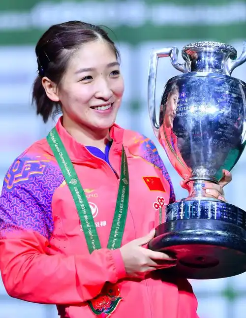 刘诗雯官宣重要决定,球迷送祝福,刘国梁终于放心了|乒乓球|刘国梁