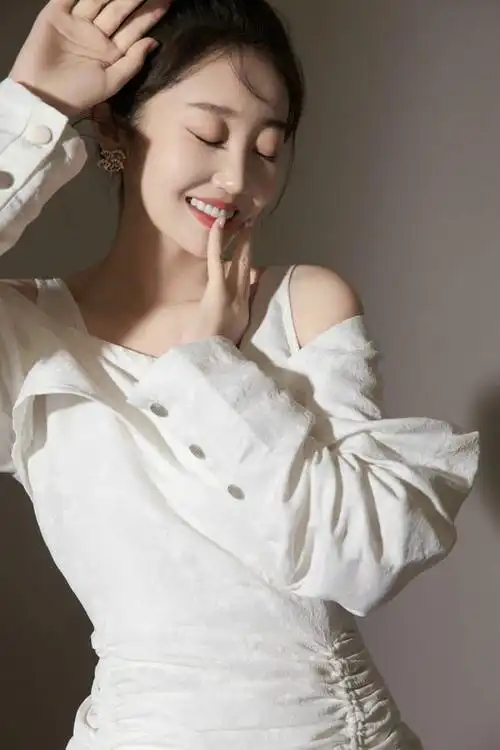 陈嘉男亮相《冬奥一家人》开机仪式 化身逐梦女孩传递奥运精神_电视