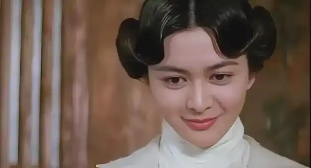 关之琳与向太同框,被赞好似两代人,40年美貌不垮,真女神|成龙|刘銮雄