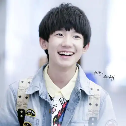 人家也想对王源哥哥撒娇[可怜][可怜][可怜].