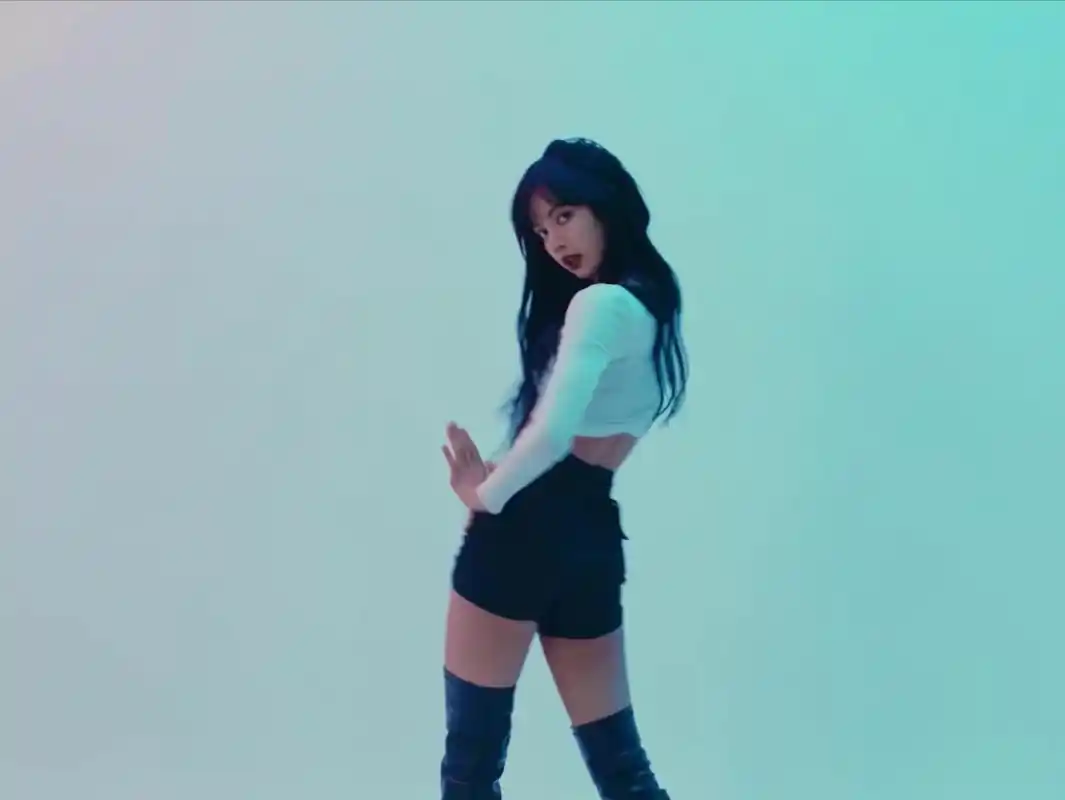 导师舞蹈水平:lisa绝美性感,蔡徐坤流畅帅气,看到他只想膜拜