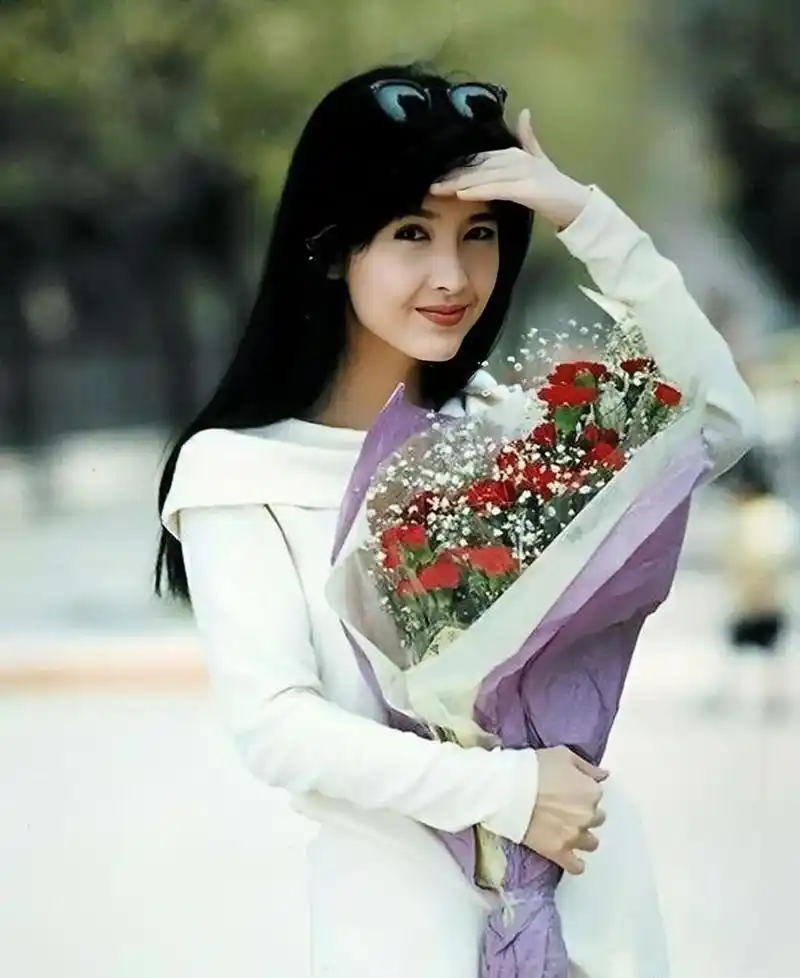 周慧敏最绝老照片这些你肯定没看过