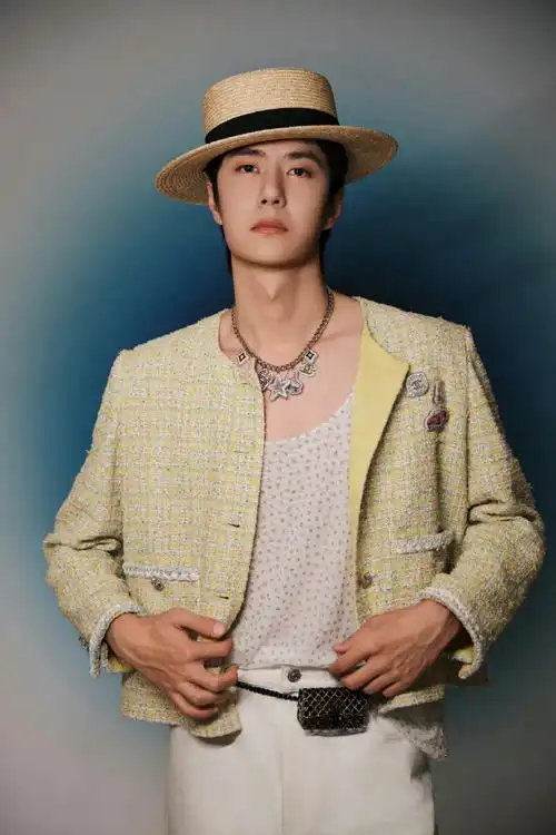 王一博法式礼帽##王一博是来度假的吗