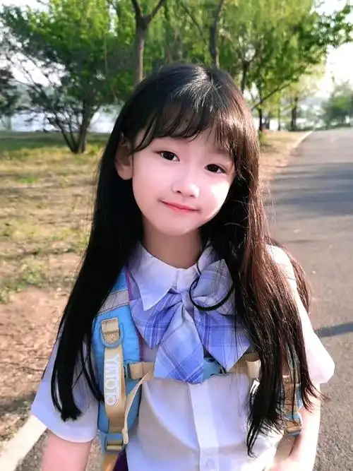 儿童假发女孩公主长直可爱空气刘海长发拍照日常整顶假发