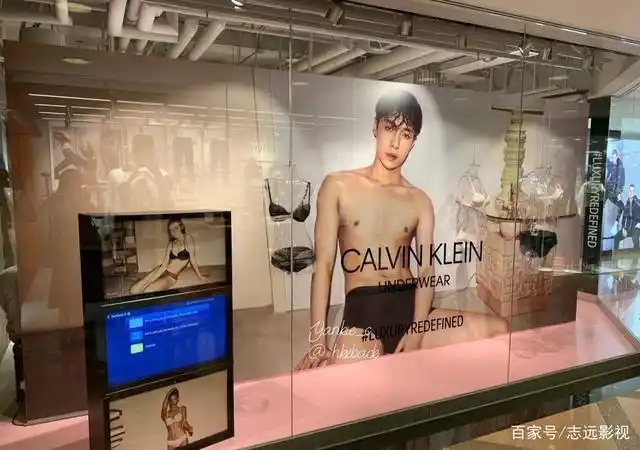 张艺兴成 calvin klein全球代言人,穿衣显瘦,脱衣有肉