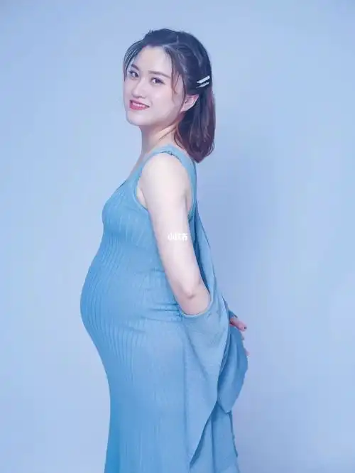 8个多月的孕妇照