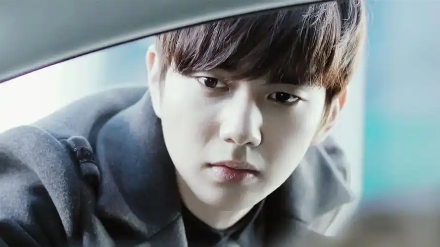 国民弟弟俞承豪帅气桌面壁纸