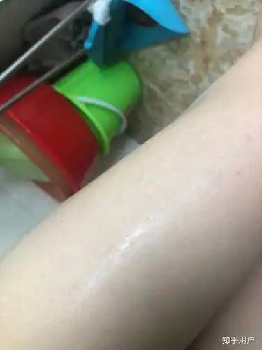 坚持使用身体乳能使皮肤变光滑么?
