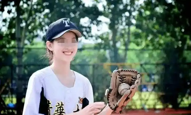 武亦姝是下一个奶茶妹妹同是清华才女差距不是一点点