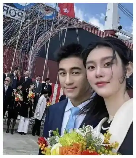 何猷君租船庆生,四太亲密同行,身高差萌萌哒_奚梦瑶_何家大_焦点人物