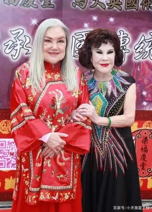 左:邵音音,右:黄夏蕙