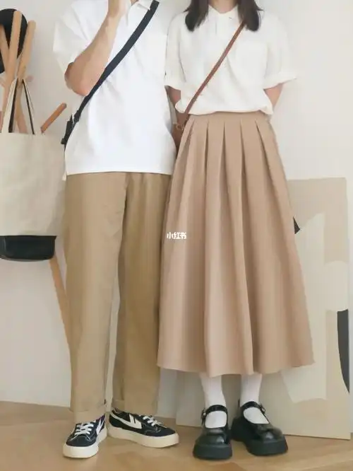 160172夏日情侣穿搭简约日系风好元气