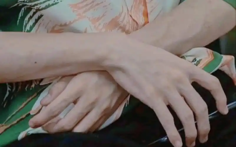 【马嘉祺】手控玩家福利:绝对的完美一双手,确定不看看?