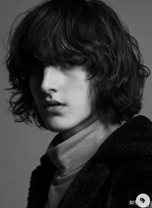 男士长发带有刘海是什么体验?