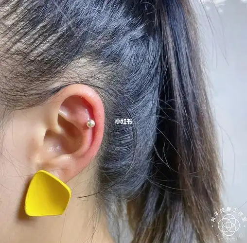 78耳轮廓位置添加